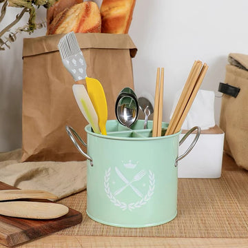 Ixora metal spoon holder with separator green
